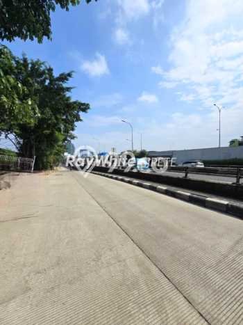Tanah Dijual di Jakarta Selatan Seluas 1000m2 Strategis Tanah Dijual di Jakarta Selatan Seluas 1000m2 Strategis