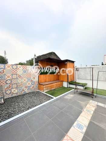 Hunian Elit LB 260m2 Siap Huni Desain Elegan di Fatmawati, Jakarta Selatan Hunian Elit LB 260m2 Siap Huni Desain Elegan di Fatmawati, Jakarta Selatan