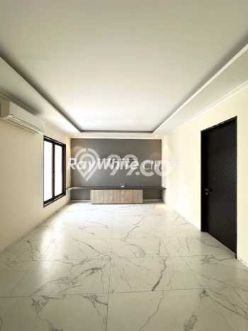 Rumah Elit Modern Siap Huni di Cipete Jakarta Selatan Rumah Elit Modern Siap Huni di Cipete Jakarta Selatan