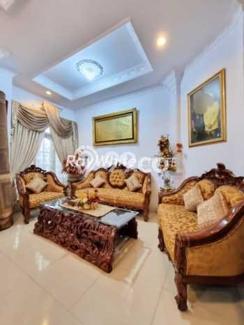 Jual Rumah Luas Megah Dengan View Eksklusif di Pejaten Timur, Jakarta Selatan Jual Rumah Luas Megah Dengan View Eksklusif di Pejaten Timur, Jakarta Selatan