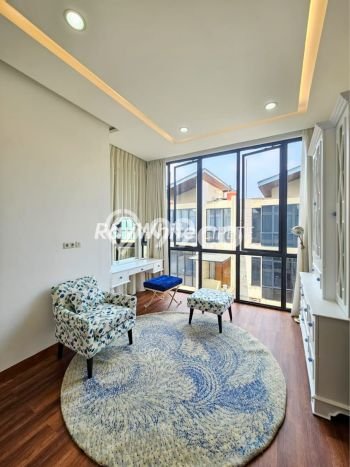 Rumah Asri 3 Kamar View Danau di Pondok Labu, Jakarta Selatan Rumah Asri 3 Kamar View Danau di Pondok Labu, Jakarta Selatan