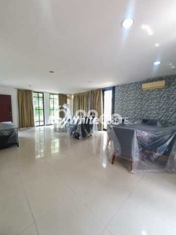 Rumah Siap Disurvey di Cilandak, Jakarta Selatan, Luas 188m² Bangunan 270m² Rumah Siap Disurvey di Cilandak, Jakarta Selatan, Luas 188m² Bangunan 270m²