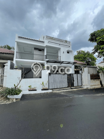 Rumah Mewah LB 265m2 Siap Pakai Desain Elegan di Cipete, Jakarta Selatan Rumah Mewah LB 265m2 Siap Pakai Desain Elegan di Cipete, Jakarta Selatan
