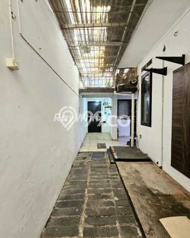 Rumah Elit LB 250m2 Siap Pakai Desain Elegan di Cipete, Jakarta Selatan Rumah Elit LB 250m2 Siap Pakai Desain Elegan di Cipete, Jakarta Selatan