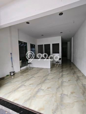 Ruko Disewakan Lokasi Andir Bandung Harga Spesial! Ruko Disewakan Lokasi Andir Bandung Harga Spesial!