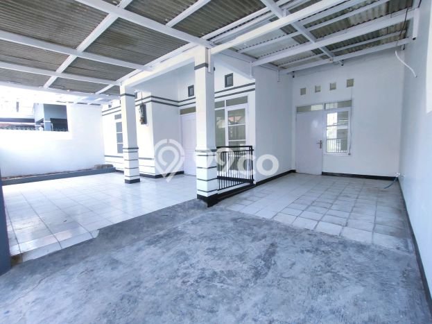 Rumah Modern 3 KT LT 170m2 di Taman Kopo Indah Rumah Modern 3 KT LT 170m2 di Taman Kopo Indah