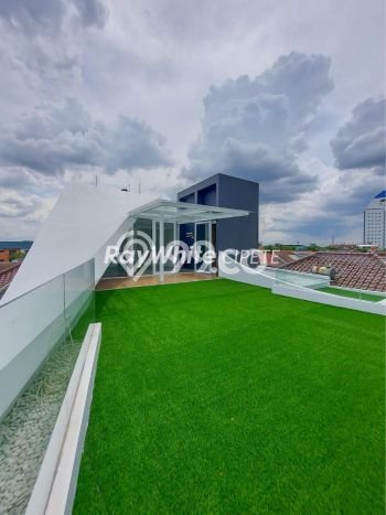 Ready to Use! Premium House LT 264m2 Desain Modern di Pondok Indah Ready to Use! Premium House LT 264m2 Desain Modern di Pondok Indah