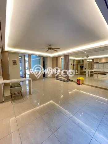 Rumah Mewah Dijual LT 140m2 di Cilandak, Jakarta Selatan Rumah Mewah Dijual LT 140m2 di Cilandak, Jakarta Selatan