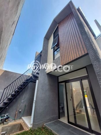 Rumah Modern Cantik 3 KT Siap Huni di Jagakarsa Rumah Modern Cantik 3 KT Siap Huni di Jagakarsa