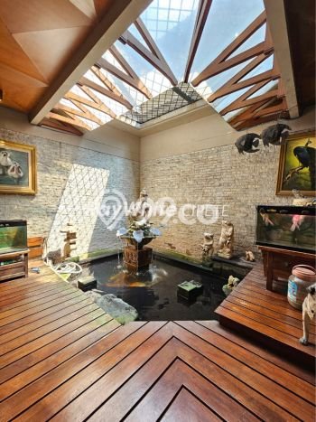 Ready to Use! Premium House LT 247m2 Desain Modern di Pondok Indah Ready to Use! Premium House LT 247m2 Desain Modern di Pondok Indah