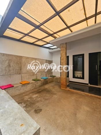Hunian Mewah Dijual LT 205m2 di Jagakarsa, Jakarta Selatan Hunian Mewah Dijual LT 205m2 di Jagakarsa, Jakarta Selatan