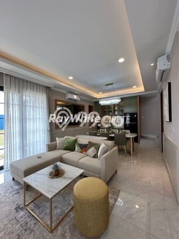 Jual Rumah Luas Elegan Dengan View Cantik di Bintaro, Tangerang Selatan Jual Rumah Luas Elegan Dengan View Cantik di Bintaro, Tangerang Selatan