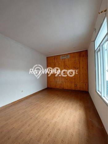Rumah Modern Minimalis 5 KT Siap Huni di Jagakarsa Rumah Modern Minimalis 5 KT Siap Huni di Jagakarsa
