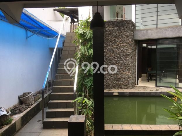 Rumah Luxury Modern Siap Huni di Pondok Kelapa Jakarta Timur Rumah Luxury Modern Siap Huni di Pondok Kelapa Jakarta Timur