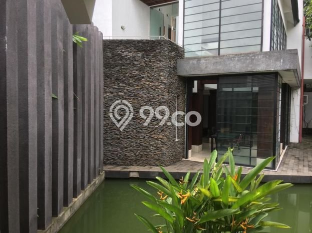 Rumah Luxury Modern Siap Huni di Pondok Kelapa Jakarta Timur Rumah Luxury Modern Siap Huni di Pondok Kelapa Jakarta Timur
