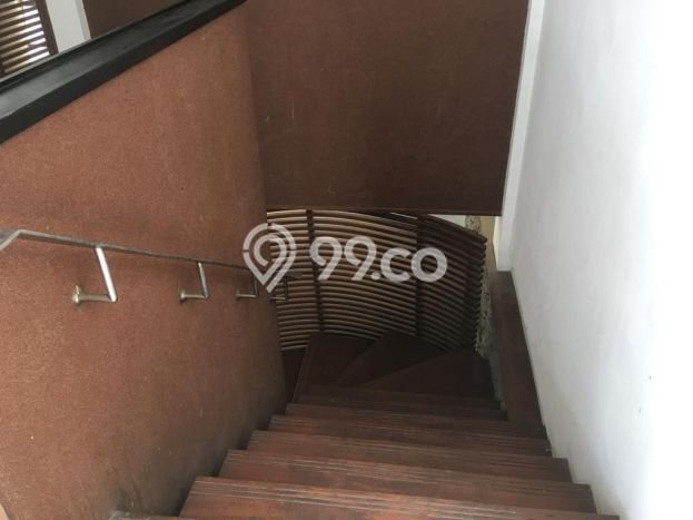 Rumah Luxury Modern Siap Huni di Pondok Kelapa Jakarta Timur Rumah Luxury Modern Siap Huni di Pondok Kelapa Jakarta Timur