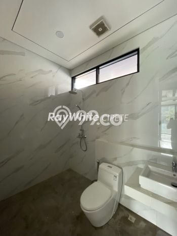 For Sale Rumah Mewah Exclusive di Cilandak, Jakarta Selatan For Sale Rumah Mewah Exclusive di Cilandak, Jakarta Selatan
