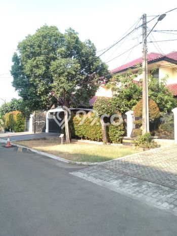 Ready to Use! Premium House LT 427m2 Desain Modern di Cipinang Ready to Use! Premium House LT 427m2 Desain Modern di Cipinang