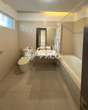 For Sale! Premium House LT 171m2 Desain Elegan di Lebak Bulus For Sale! Premium House LT 171m2 Desain Elegan di Lebak Bulus