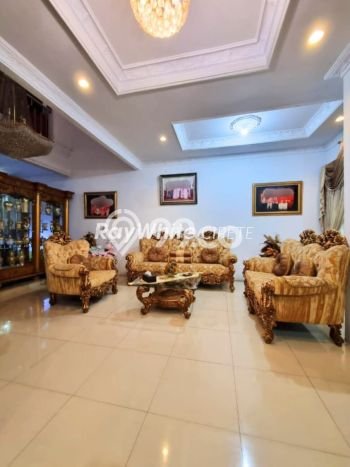 Rumah Elit Modern Tanpa Renovasi di Pejaten Jakarta Selatan Rumah Elit Modern Tanpa Renovasi di Pejaten Jakarta Selatan