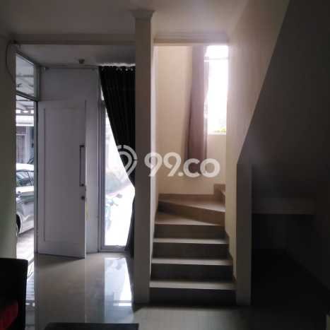 Hunian Cantik Minimalis Lb 86m2 di Ciputat, Tangerang Selatan Hunian Cantik Minimalis Lb 86m2 di Ciputat, Tangerang Selatan
