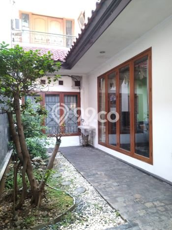 Ready to Use! Premium House LT 427m2 Desain Modern di Cipinang Ready to Use! Premium House LT 427m2 Desain Modern di Cipinang
