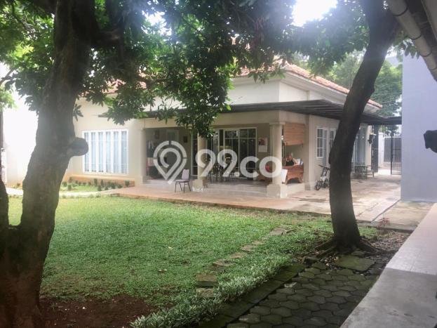 Hunian Impian Modern! Rumah Mewah area Kebayoran Baru, Jakarta Selatan, Luas 575m2m² LB 200m2m² Hunian Impian Modern! Rumah Mewah area Kebayoran Baru, Jakarta Selatan, Luas 575m2m² LB 200m2m²
