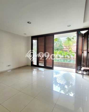Dijual Rumah Elit Exclusive di Cilandak, Jakarta Selatan Dijual Rumah Elit Exclusive di Cilandak, Jakarta Selatan
