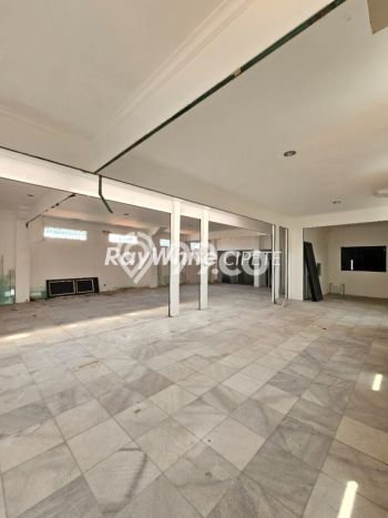 Kantor di , Luas 1850m2m², Area Komersial, Lokasi Premium Kantor di , Luas 1850m2m², Area Komersial, Lokasi Premium