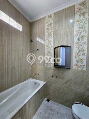 Siap Huni Rumah Mewah 4 Kamar di Jagakarsa Dekat ke Mana Pun Siap Huni Rumah Mewah 4 Kamar di Jagakarsa Dekat ke Mana Pun