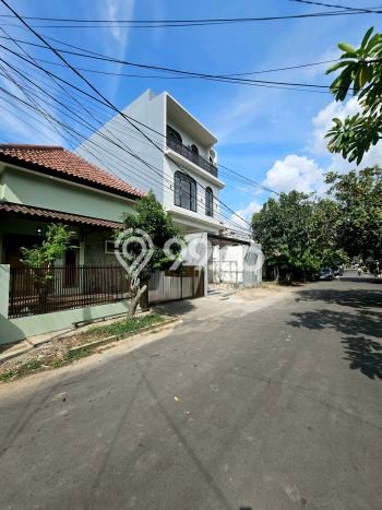 Hunian Super Mewah dengan Akses Paling Strategis di Lebak Bulus, Jakarta Selatan Hunian Super Mewah dengan Akses Paling Strategis di Lebak Bulus, Jakarta Selatan