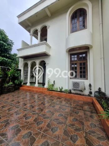 Ready to Use! Premium House LT 300m2 Desain Elegan di Pondok Indah Ready to Use! Premium House LT 300m2 Desain Elegan di Pondok Indah