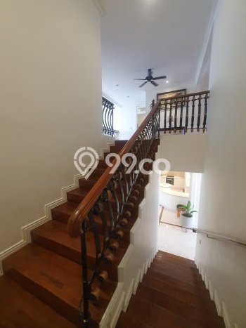 Disewakan Rumah Strategis di Pondok Indah LT 422m2 / LB 650m2 Siap Huni Disewakan Rumah Strategis di Pondok Indah LT 422m2 / LB 650m2 Siap Huni