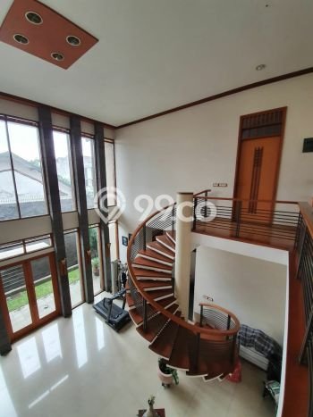 Hunian Mewah LB 500m2 Siap Huni Desain Elegan di Otista, Bandung Hunian Mewah LB 500m2 Siap Huni Desain Elegan di Otista, Bandung