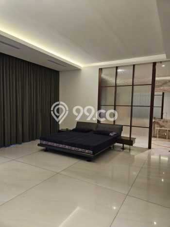 For Sale! Luxury House LT 415m2 Desain Elegan di Pajajaran For Sale! Luxury House LT 415m2 Desain Elegan di Pajajaran