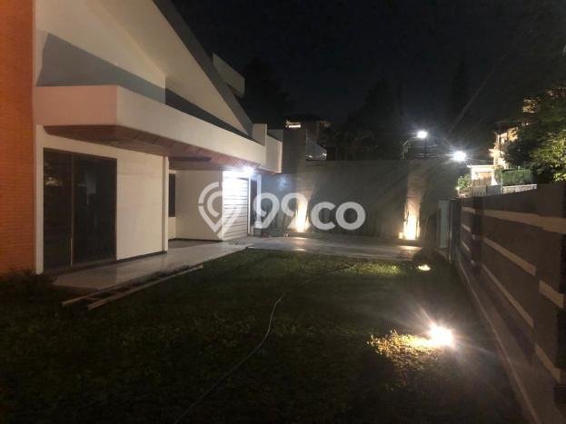 Rumah Elit Modern Siap Huni di Setra Sari Bandung Rumah Elit Modern Siap Huni di Setra Sari Bandung