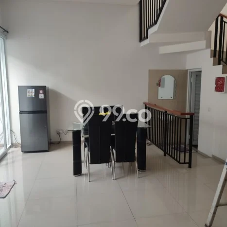Disewakan! Rumah 3 Kamar Tidur &
2 Kamar Mandi di Setiabudi, Bandung Disewakan! Rumah 3 Kamar Tidur &
2 Kamar Mandi di Setiabudi, Bandung