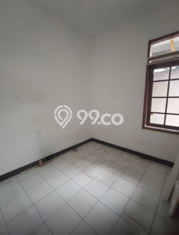 Rumah Luas Asri 2 KT Siap Pakai di Taman Kopo Indah Bandung Rumah Luas Asri 2 KT Siap Pakai di Taman Kopo Indah Bandung