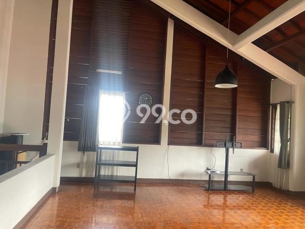 Rumah Elit Modern Tanpa Renovasi di Dago Bandung Rumah Elit Modern Tanpa Renovasi di Dago Bandung