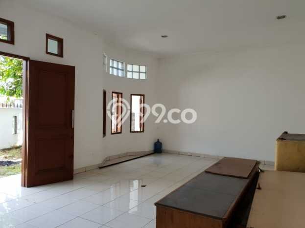 Rumah Luxury Modern Tanpa Renovasi di BKR Bandung Rumah Luxury Modern Tanpa Renovasi di BKR Bandung