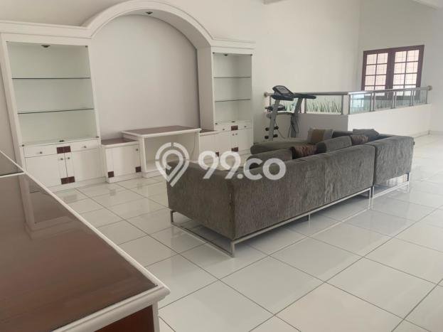 Rumah Elit LB 500m2 Siap Pakai Desain Elegan di Pasteur, Bandung Rumah Elit LB 500m2 Siap Pakai Desain Elegan di Pasteur, Bandung