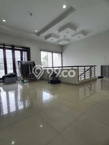 For Sale! Premium House LT 200m2 Desain Modern di Singgasana For Sale! Premium House LT 200m2 Desain Modern di Singgasana