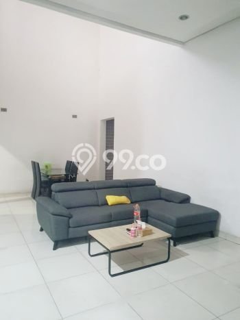 Ready to Use! Luxury House LT 200m2 Desain Modern di Singgasana Ready to Use! Luxury House LT 200m2 Desain Modern di Singgasana