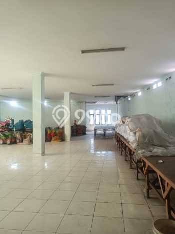 Ruko Dijual di Bandung LT 416m2 & LB 825m2 Lokasi Terbaik! Ruko Dijual di Bandung LT 416m2 & LB 825m2 Lokasi Terbaik!