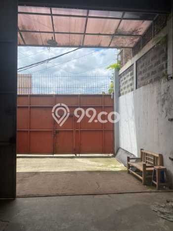 Gudang Bagus Dijual LB 350m2 Lokasi Strategis Bandung Area Cocok untuk Bisnis Gudang Bagus Dijual LB 350m2 Lokasi Strategis Bandung Area Cocok untuk Bisnis