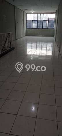 Ruko Dijual di Prime Area Jakarta Barat Luas 180m2 Ruko Dijual di Prime Area Jakarta Barat Luas 180m2