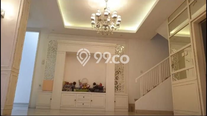 Jual rumah puri mansion, hoek, siap huni Jual rumah puri mansion, hoek, siap huni
