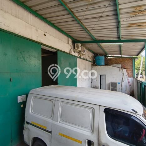 Disewakan Gudang di Kawasan Ramai Jelambar Luas 300m2 Disewakan Gudang di Kawasan Ramai Jelambar Luas 300m2