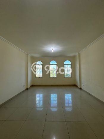 Ruko Dijual di Jakarta Barat LT 67m2 & LB 180m2 Lokasi Terbaik! Ruko Dijual di Jakarta Barat LT 67m2 & LB 180m2 Lokasi Terbaik!