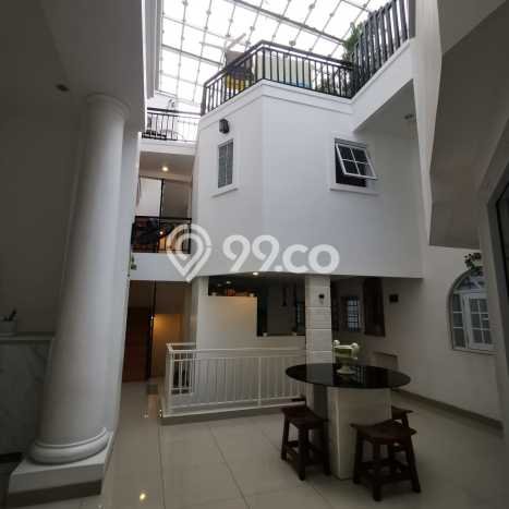 Rumah Elit Modern Siap Huni di Pantai Indah Kapuk Jakarta Utara Rumah Elit Modern Siap Huni di Pantai Indah Kapuk Jakarta Utara